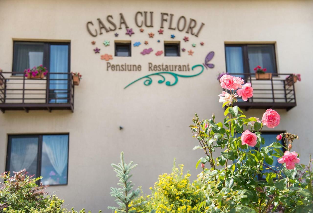 Pensiunea Casa Cu Flori Cisnadioara Exteriér fotografie